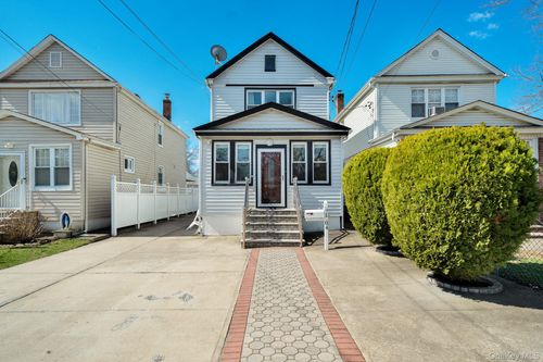 91-04 218th Pl, Queens Village, NY, 11428-1339 | Card Image