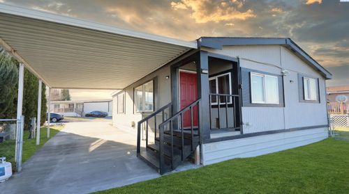 36 Valleyview Cir, Richland, WA, 99352-9147 | Card Image