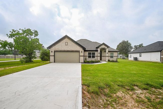 The Long Driveway Has Room For More Parking Availability To Host Multiple Vehicles, Especially When Guests Come To Visit | Image 4
