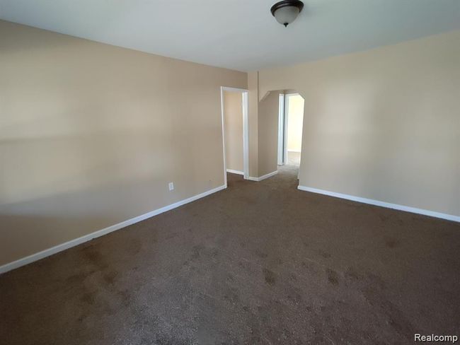 20119 Carrie St, House other with 2 bedrooms, 1 bathrooms and null parking in Detroit MI | Image 11