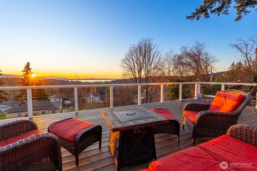 3605 Cowgill Ave, Bellingham, WA, 98229-3233 | Card Image