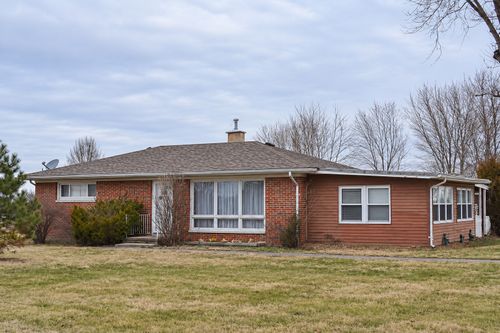 29243 Poplar Rd, Centralia, IL, 62801-8157 | Card Image