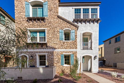 1677 E Chelsea Ln, Gilbert, AZ, 85295-6031 | Card Image