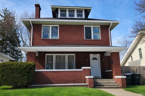 2405 Miami Street, South Bend, IN, 46614-1320 | Card Image