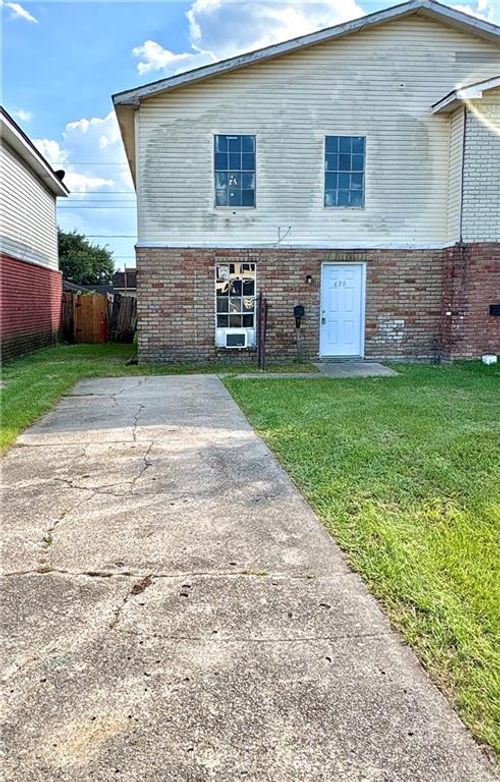 630 Commerce St, Gretna, LA, 70056-7319 | Card Image