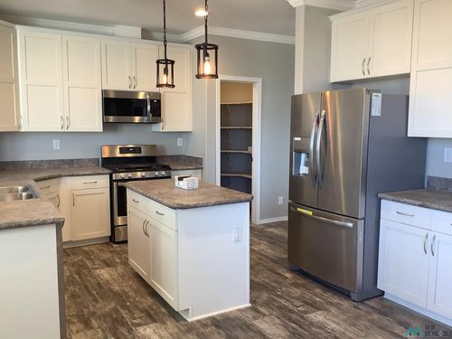 8 White Oak, Jamestown, NM, 87347 | Card Image