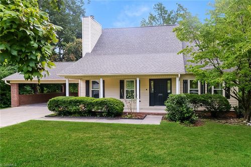 2359 Oakton Dr, Clemmons, NC, 27012-8676 | Card Image