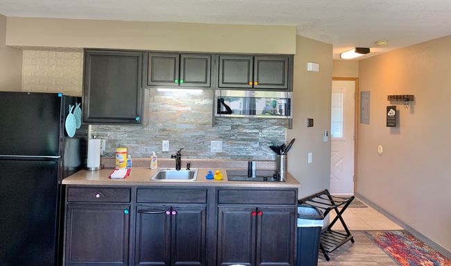 Kitchen | Image 9