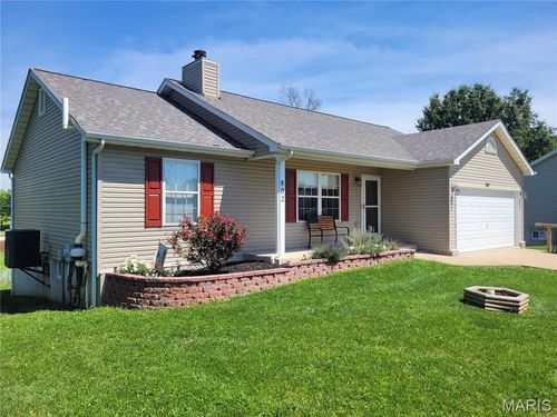 802 Big Red Court, Warrenton, MO, 63383 | Card Image