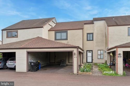 473 Bridge St, COLLEGEVILLE, PA, 19426-3515 | Card Image