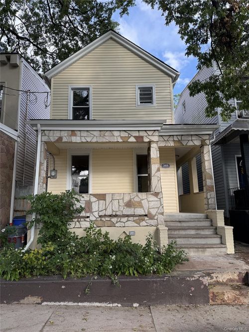 389 Warwick St, Brooklyn, NY, 11207-3809 | Card Image