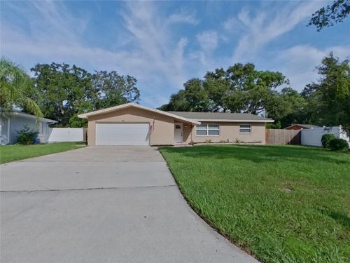 92 Ventura Dr, DUNEDIN, FL, 34698-8232 | Card Image