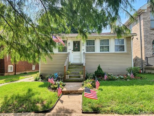 1129 Blendon Place, Richmond Heights, MO, 63117 | Card Image