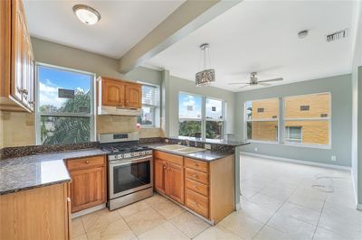 300 - 1320 Drexel Ave, Condo with 2 bedrooms, 2 bathrooms and null parking in Miami Beach FL | Image 2