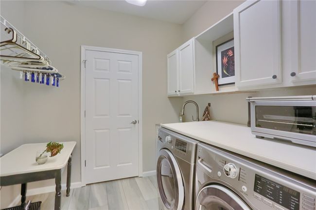 135 Linden Ct, Condo with 3 bedrooms, 3 bathrooms and 2 parking in Seven Fields PA | Image 26