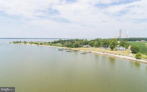 13300 Beach Haven Cir, NEWBURG, MD, 20664-2313 | Card Image