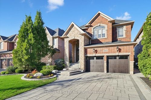 2355 N Ridge Trail, Oakville, ON, L6H0A8 | Card Image