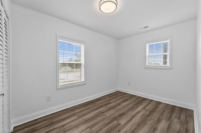 Photo is virtually staged | Image 6