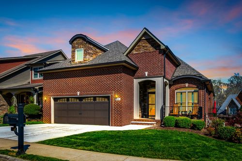 533 Summit View Cir, Clarksville, TN, 37043-5999 | Card Image