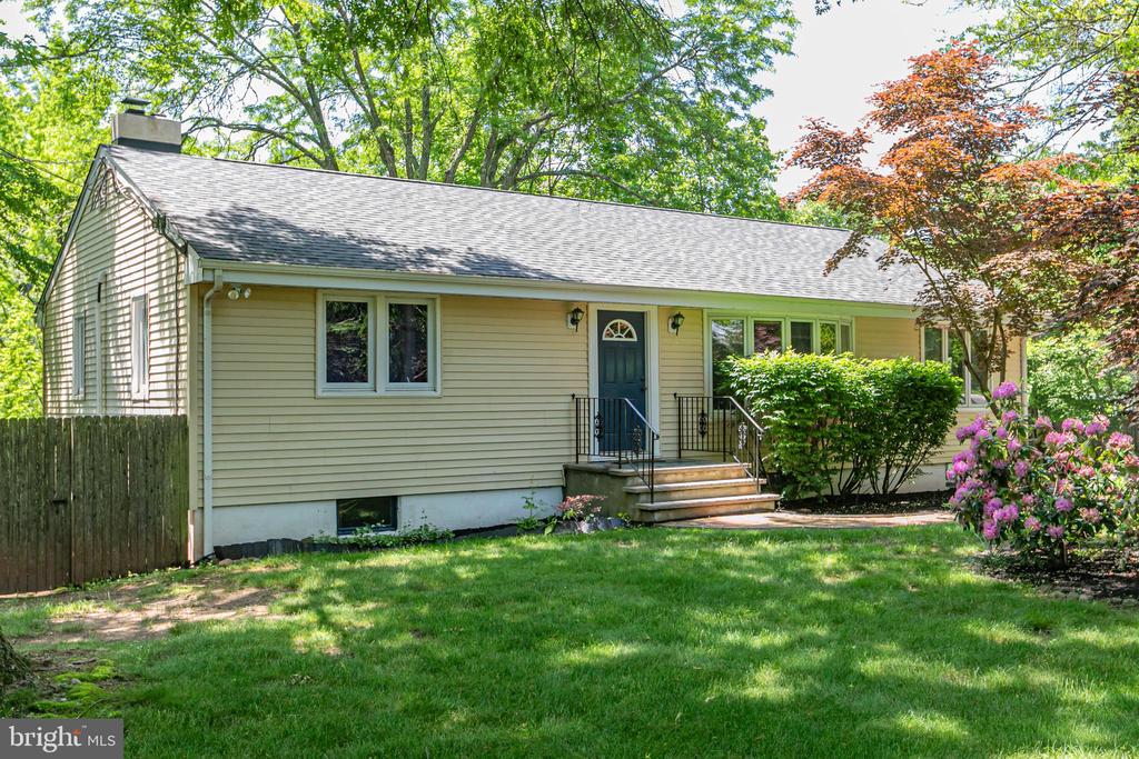 Mosher Rd, Princeton, NJ 08540