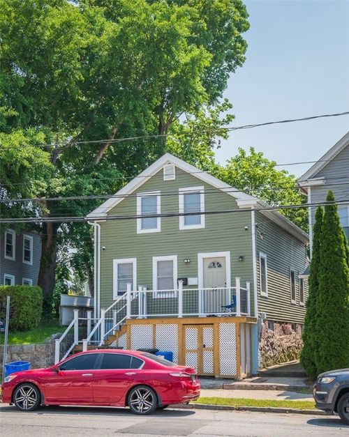 33 Williams St, New London, CT, 06320-5219 | Card Image