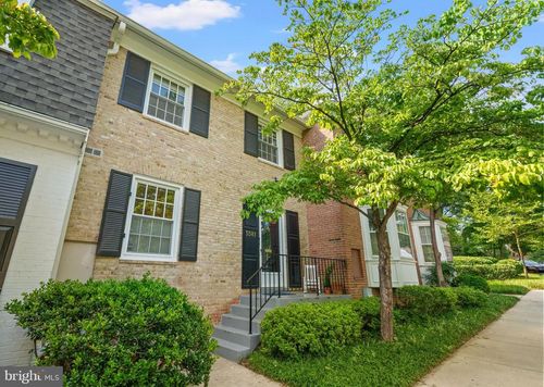 3581 Hamlet Pl, CHEVY CHASE, MD, 20815-4822 | Card Image