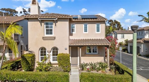 470 Sanddollar Ln, Port Hueneme, CA, 93041-2781 | Card Image