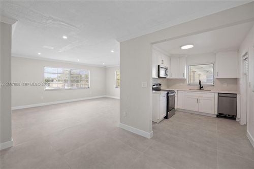 202-5141 Hollywood Blvd, Hollywood, FL, 33021-6500 | Card Image