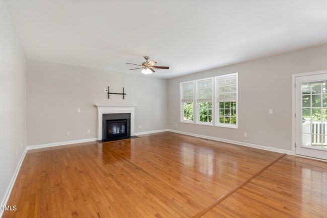 Living Room | Image 13