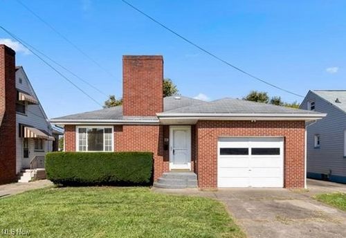 112 3rd St, Tiltonsville, OH, 43963-1085 | Card Image