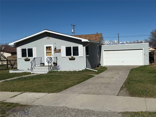 412 W 4th Ave, Big Timber, MT, 59011-7926 | Card Image