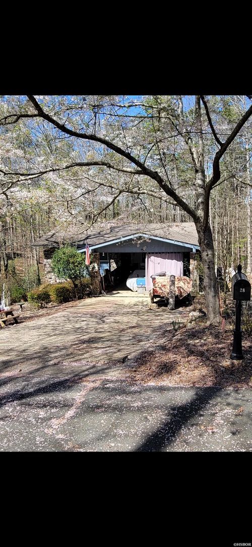 28 Alina Ln, Hot Springs Village, AR, 71909-3400 | Card Image