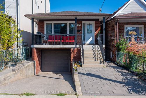 94 Belgravia Ave, York, ON, M6E2M5 | Card Image