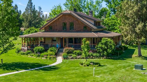 61900 Anker Ln, Bend, OR, 97702-8712 | Card Image