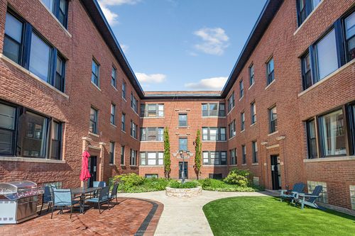 apt-3-7427 N Clark St, Chicago, IL, 60626-7151 | Card Image