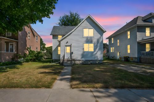 227 S Elm St, Fairmont, MN, 56031-2849 | Card Image