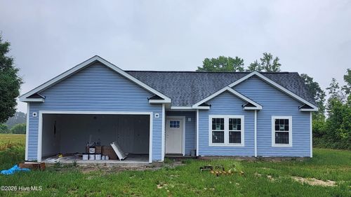107 E Blanche St, Chadbourn, NC, 28431-1527 | Card Image