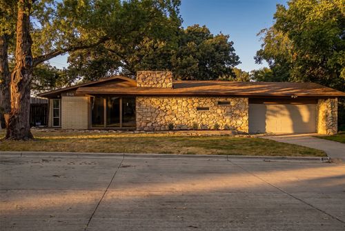 5144 Jennings Dr, North Richland Hills, TX, 76180-7250 | Card Image