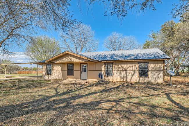 12177 Pearsall Rd, House other with 5 bedrooms, 2 bathrooms and null parking in Atascosa TX | Image 28