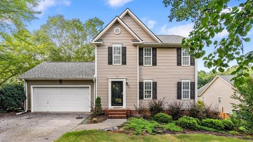 1025 Wyndfall Dr, Kernersville, NC, 27284-6505 | Card Image