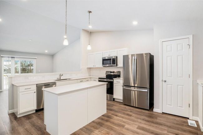 6-PCE099-i1800-Kitchen4 | Image 8