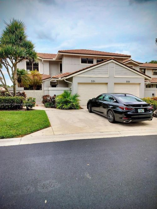 551-551 Prestwick Cir, Palm Beach Gardens, FL, 33418-8442 | Card Image