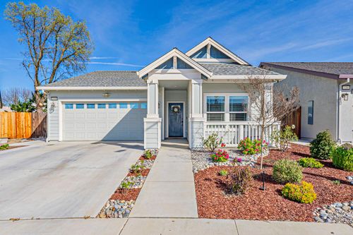 1390 Betty Avenue, Woodland, CA, 95776 | Card Image