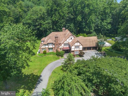 900 Tucker Ln, Ashton, MD, 20861-9764 | Card Image
