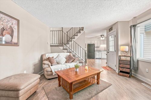 3523 67th St E, Inver Grove Heights, MN, 55076-1606 | Card Image