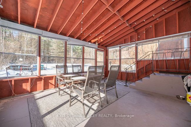 8 Sumac Crt, House other with 4 bedrooms, 2 bathrooms and 3 parking in Deep River ON | Image 29