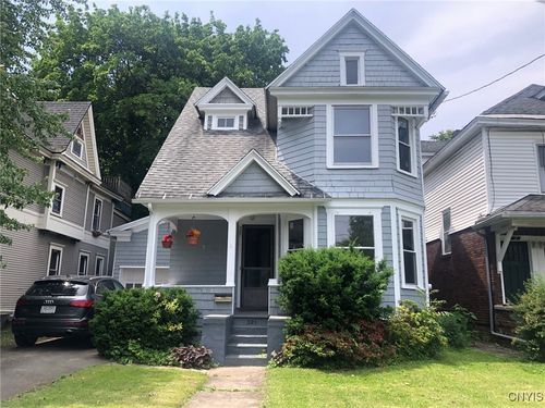 321 Dewitt St, Syracuse, NY, 13203-1301 | Card Image