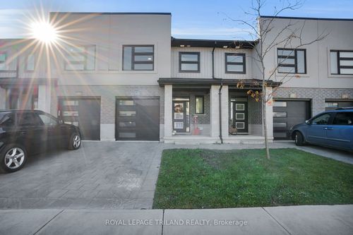 39-3380 Singleton Ave, London, ON, N6L0E8 | Card Image