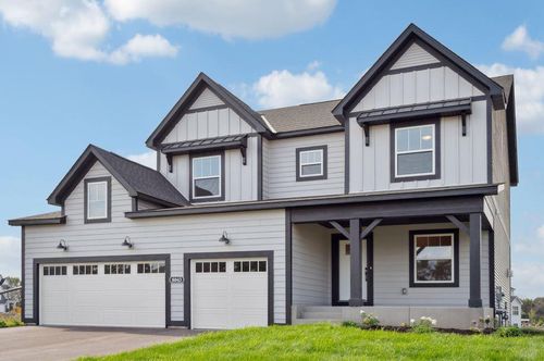 1015 Legacy Dr, Delano, MN, 55328-4406 | Card Image
