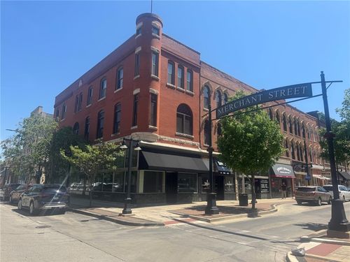 190-160-190 N Merchant St, Decatur, IL, 62523-1217 | Card Image